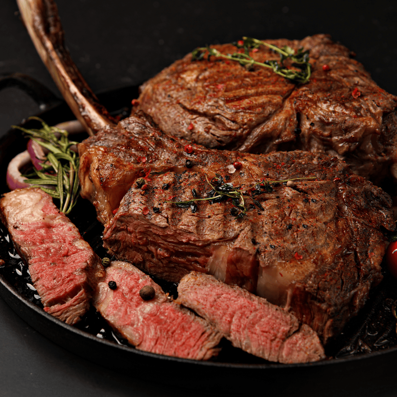 Tomahawk Steaks 2 x 800g - 1.2kg